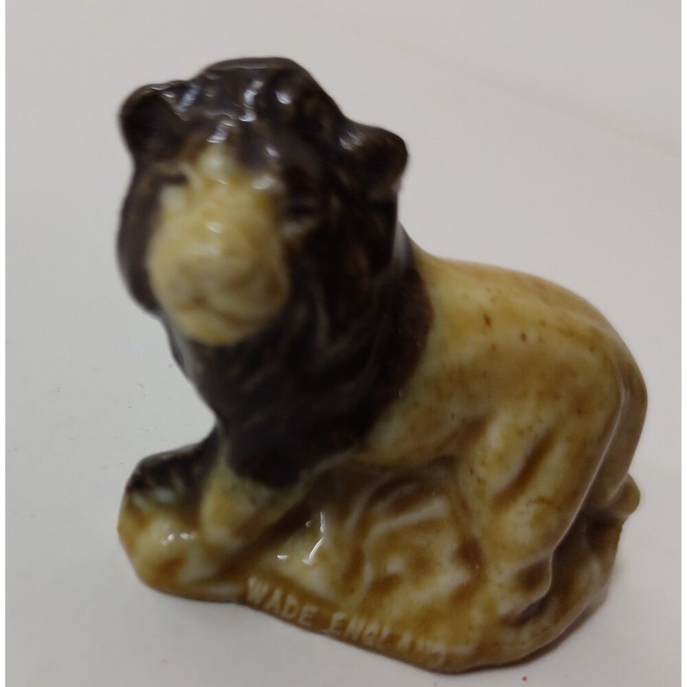 Vintage Wade England Lion Glazed Mini Figurine Ceramic Wade Whimsies